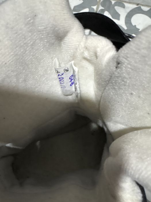 Ботинки отдам нуждающимся