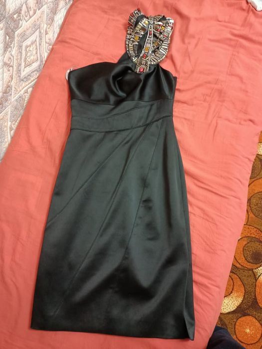 Продаю дизайнерские платья