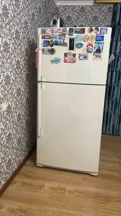 Продам холодильник