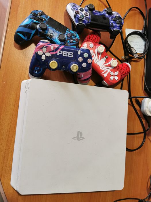 Игровая приставка Sony Playstation
