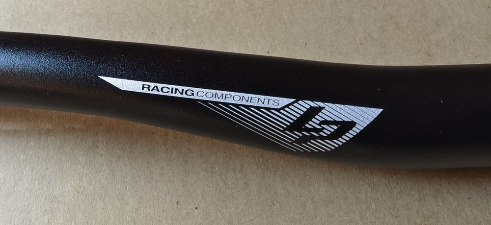 Кормило Lapierre Racing Components 31.8x760mm Черно