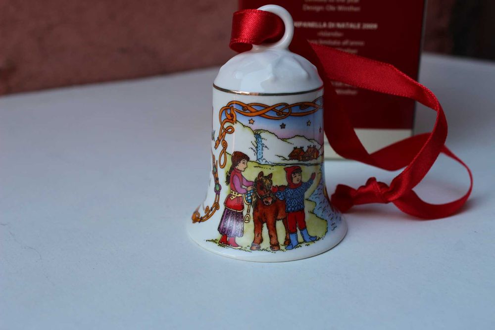 Clopotel portelan colectie, ed limitata HUTSCHENREUTHER 2009