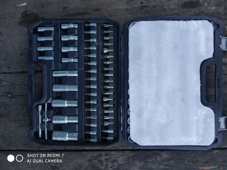 Продам набор инструментов