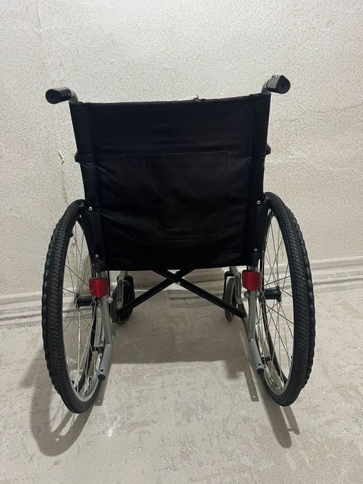 Инвалидная коляска