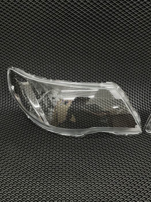Стекла Фар Subaru Forester