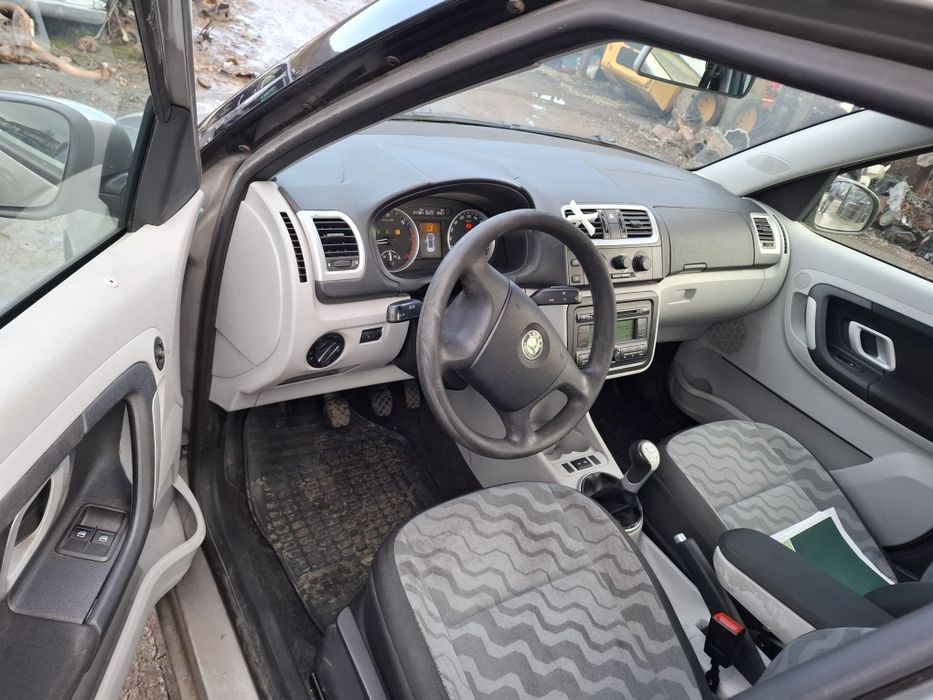 Elemente Caroserie Skoda Roomster 1.9TDi 77kw 105cp Tip BLS An 2008