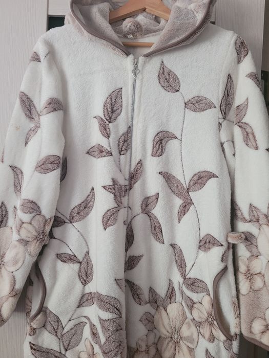 Продам женский халат махровый 50 р