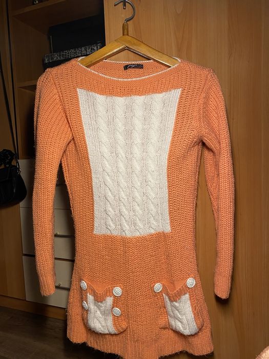 продам пакет с вещами за 2 000 тг