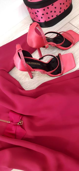 Босоножки стильные