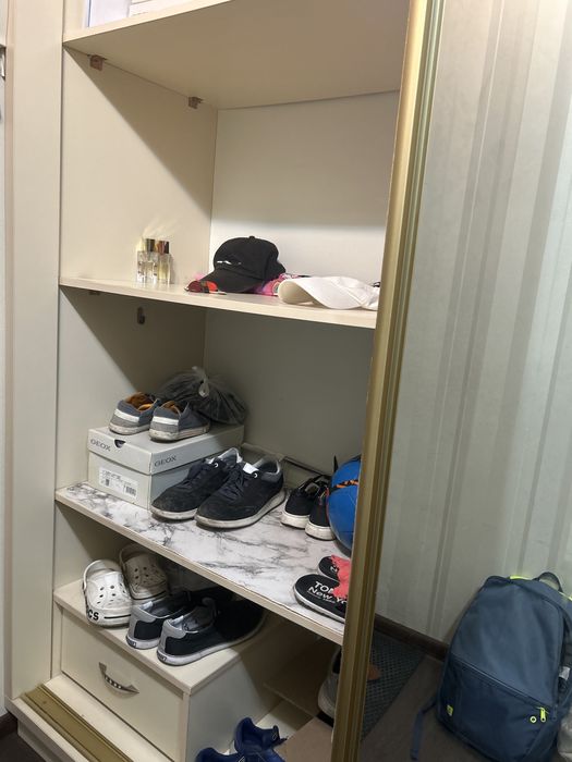 Продам шкаф купе