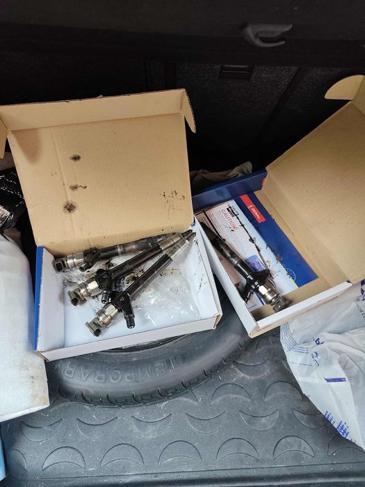 Дюзи за тойота авенсис