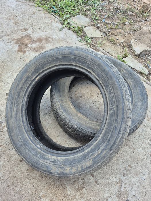 Продам б/у комплект шин Bridgestone