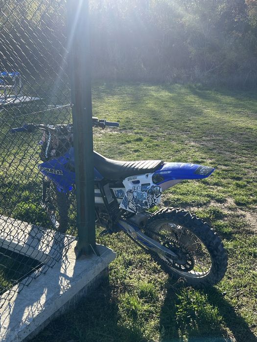 Yamaha yzf електрически мотор