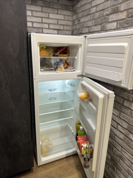 Холодильник ARG продам