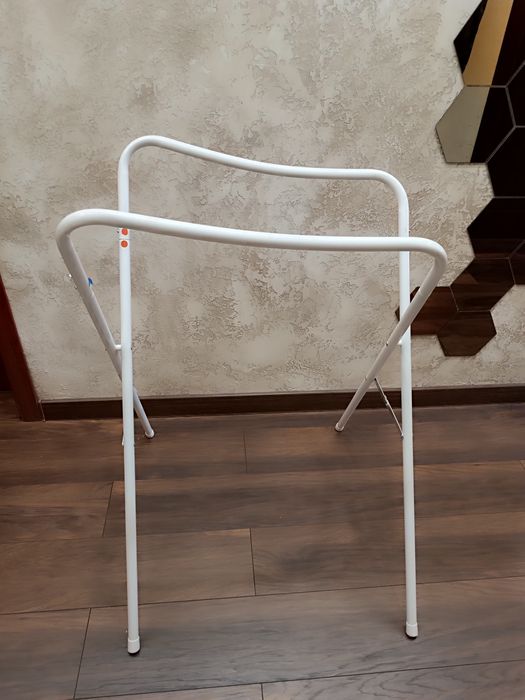 Вана за къпане със стойка