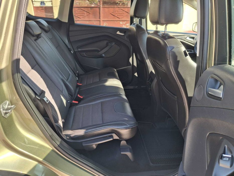 Ford Kuga - 2.0 TDCi 4x4 Automat Titanium / Piele / Climatronic / NAVI