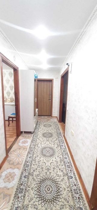 Продаю 4 комнатную квартиру