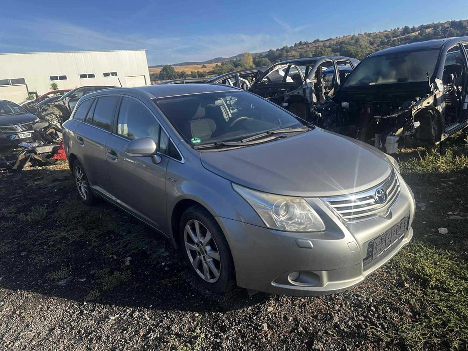 НА ЧАСТИ Toyota Avensis 2 2 DCAT 177 кс