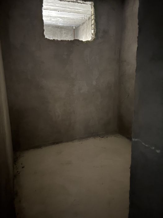 1 хонали уй сотилади