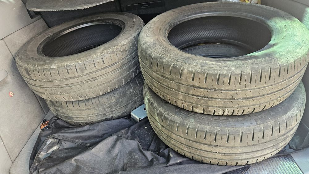 4 Летни гуми 185 65 15 Continental