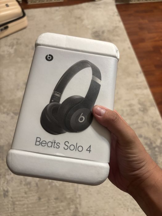 НОВЫЙ Beats Solo 4