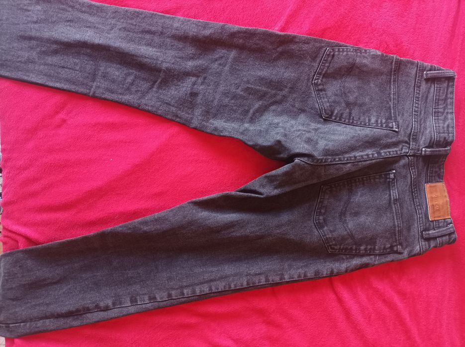 Черен панталон PULL&BEAR