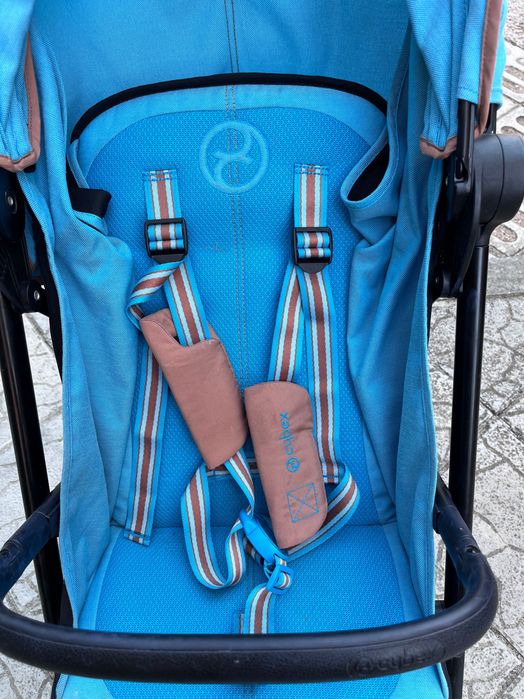 лятна количка Cybex Beezy