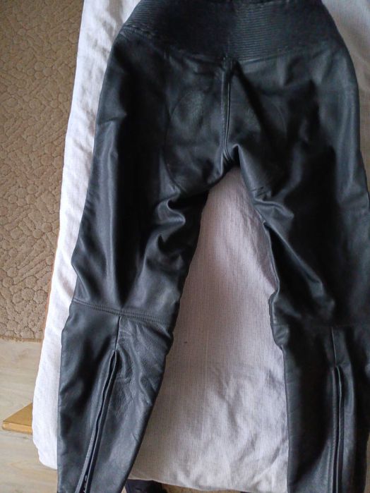 Мото панталон естествена кажа с  протектори размер 44