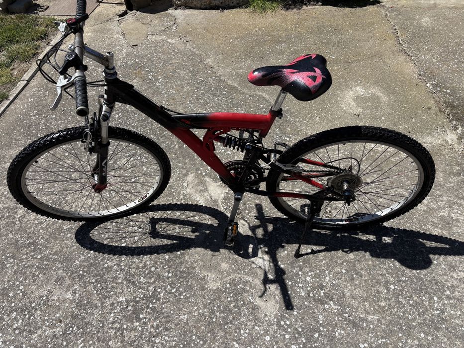 Vand 3 biciclete