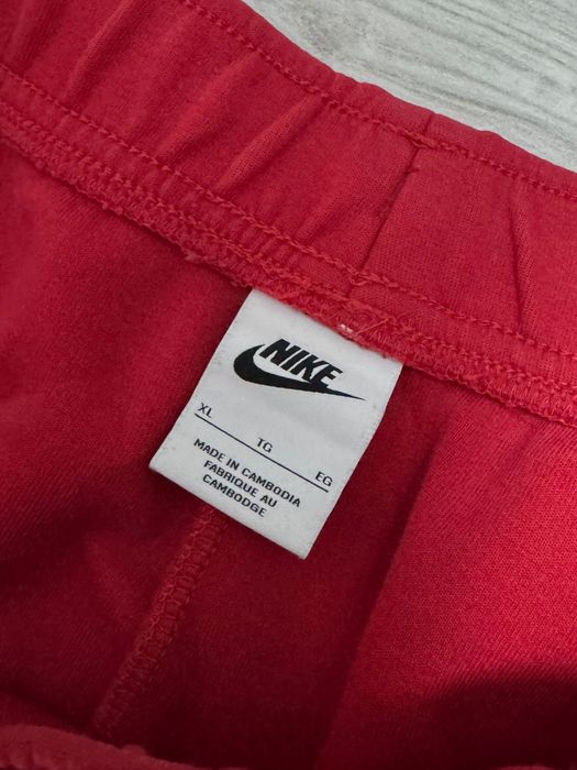 Compleu Nike Tech Fleece Roșu