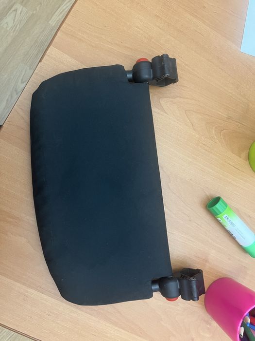 Дождевик и подставка для ног на коляску