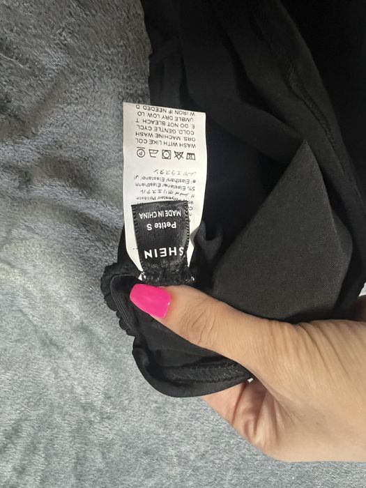 Черни рокли