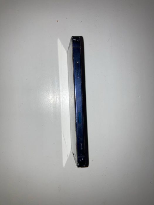 Обменяю Iphone 12 mini