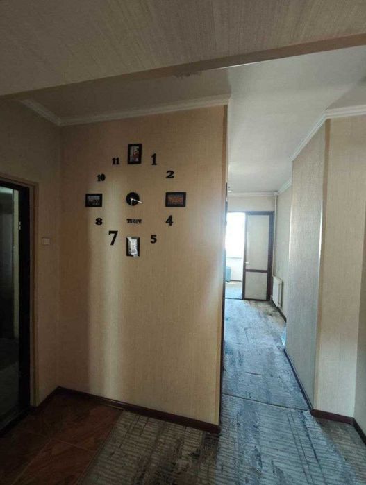 4/5/9 квартира на Юнусабад 4 квартал Ор напротив ресторана Шохсарой