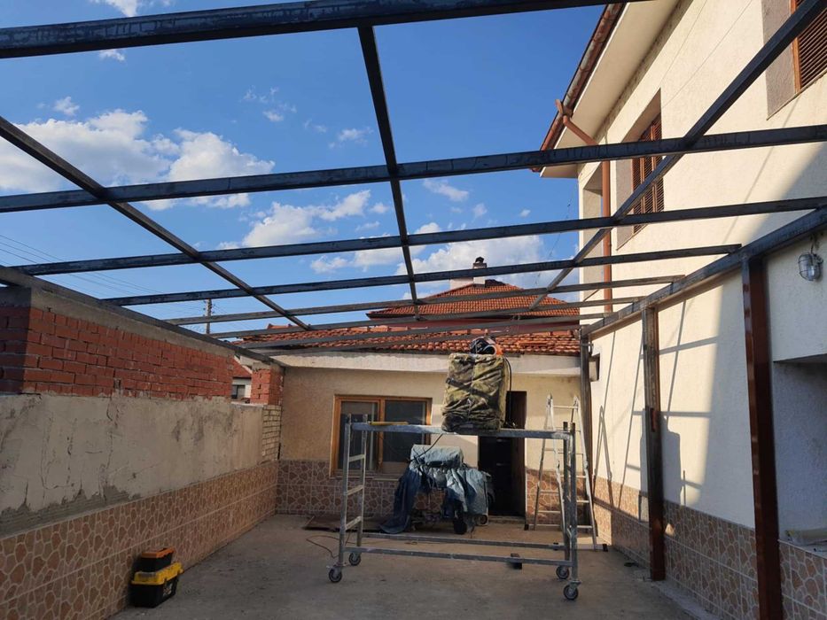 Заварчик Пловдив Заваръчни Услуги Метални Конструкции, Парапети, Тръби