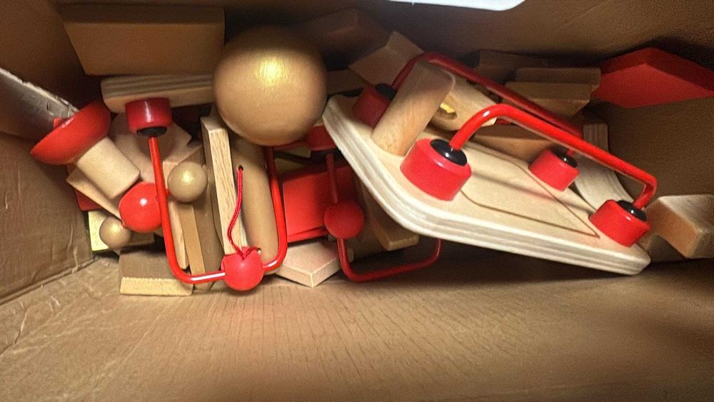 HAPE дървена игра домино 12 евро
