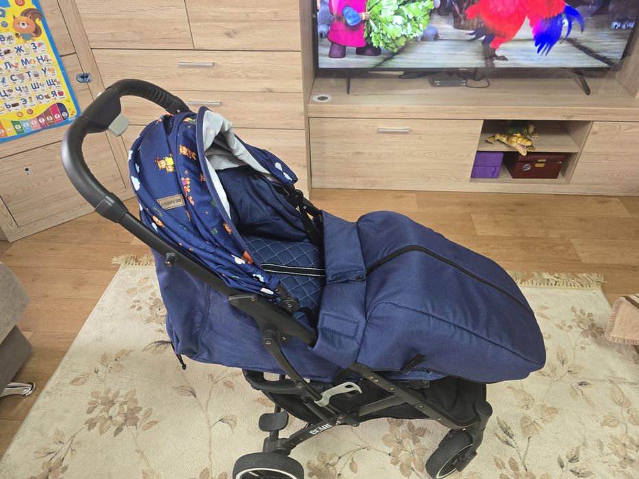 Коляска прогулочная