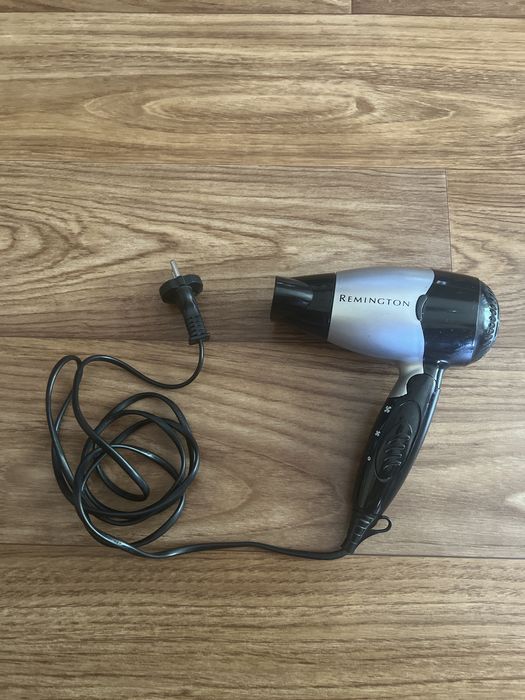 Продам фен Remington