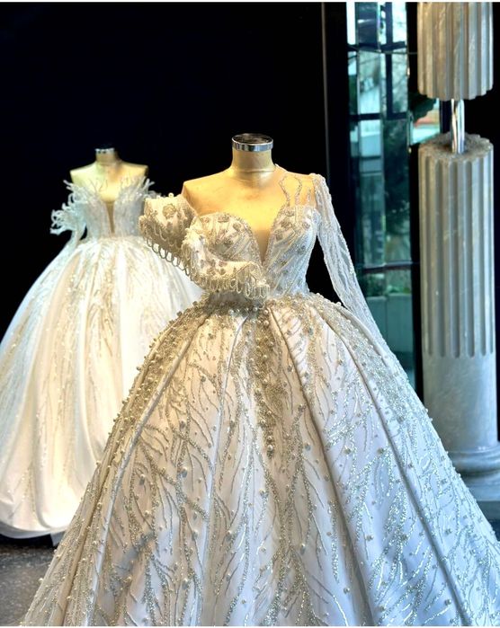 Бяла булченска рокля в перли ръчна изработка