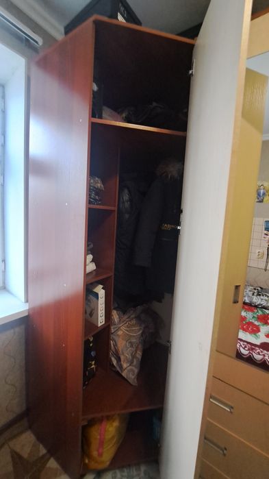 Продам шкаф хорошим состояние