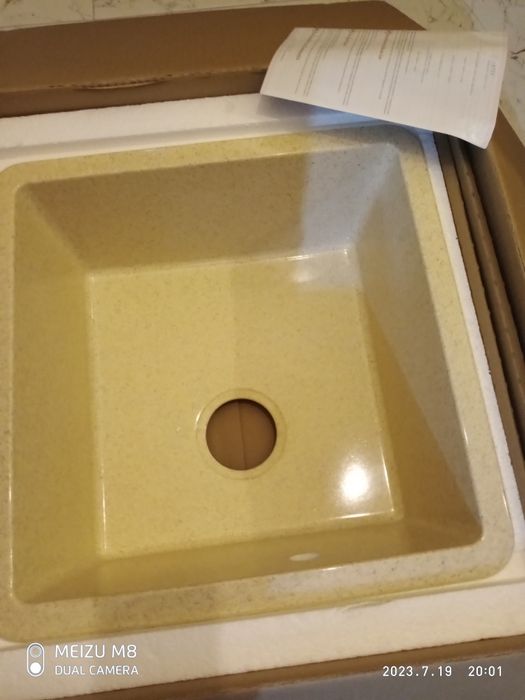 Полимергранит  мивка с  размер   46/46