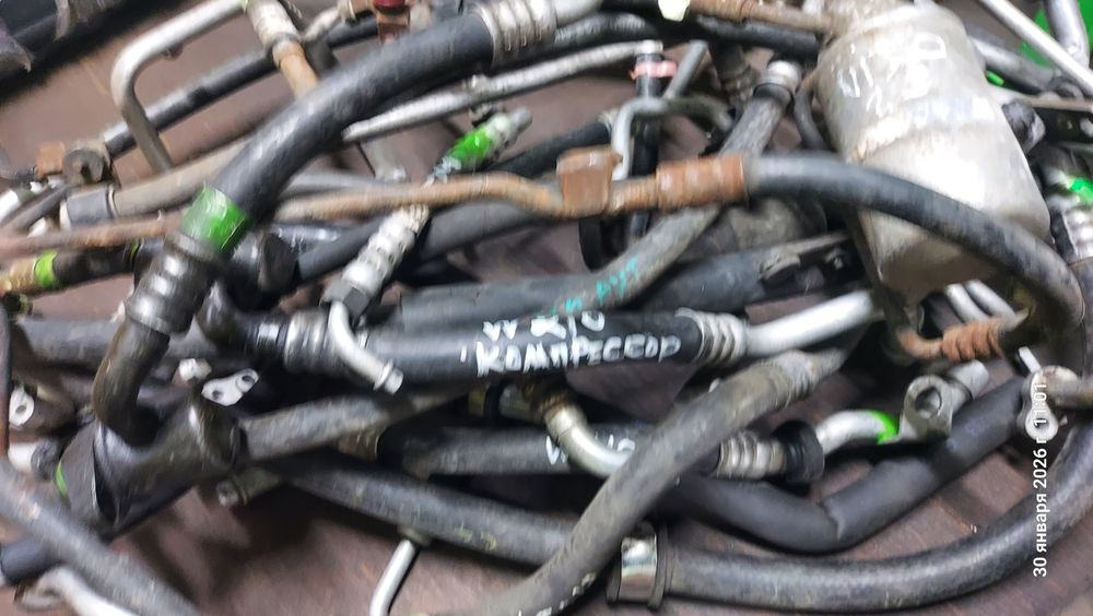 Шланг трубка кондиционера Мазда Трибут 3.0л