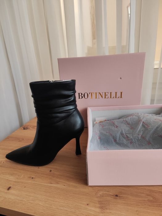 Дамски боти на тънък ток, рр 39