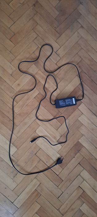 Зарядно за тротинетка