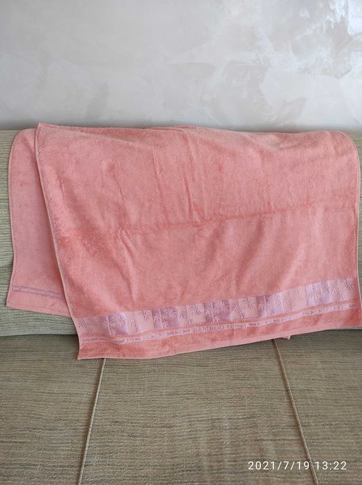 Продам большое банное полотенце Bamboo