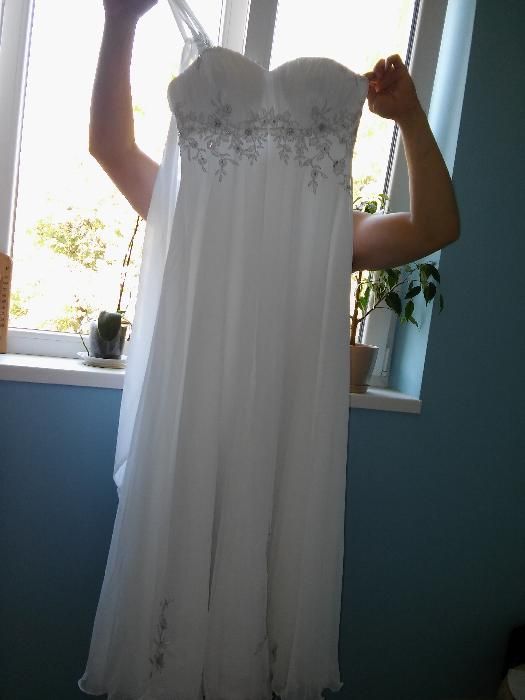 Булчинска рокля+ болерo