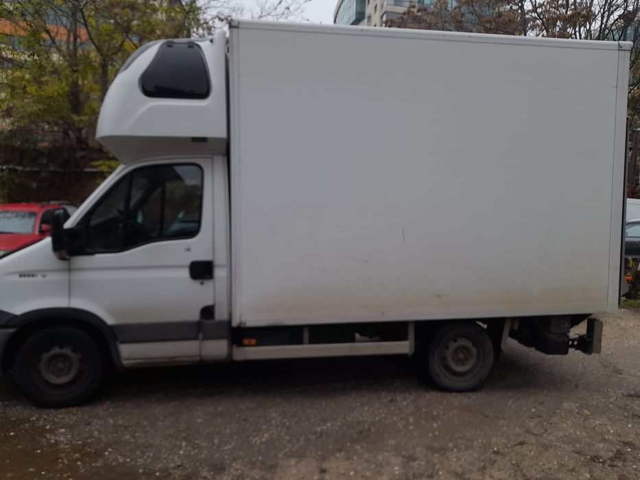 Vând IVECO DAILY 35 S 21 urgent!!