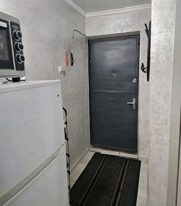продам 2-х ком. 46кв. центр 2-этаж