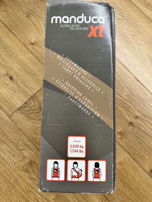 Manduca xt gri cu bej si accente cyan