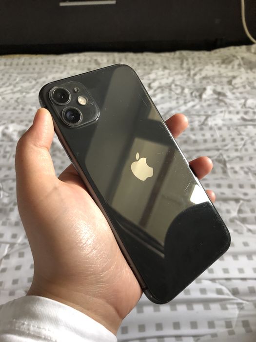 Айфон 11 64гб Apple